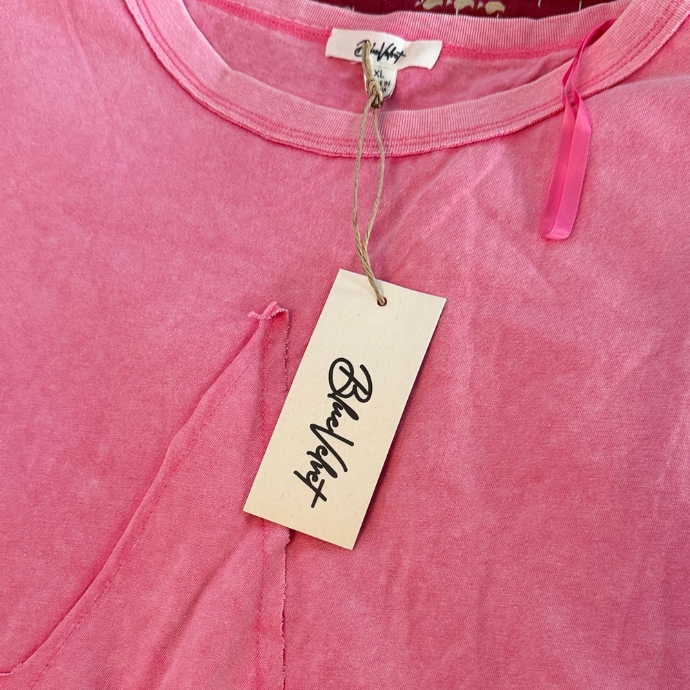 Hot Pink Star Fringe Pullover - Picture 2 of 7